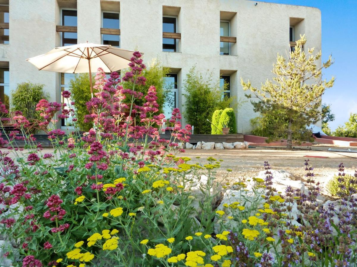 Maison De 6 Chambres Avec Piscine Privee Jardin Amenage Et Wifi A Mane Mane  Kültér fotó